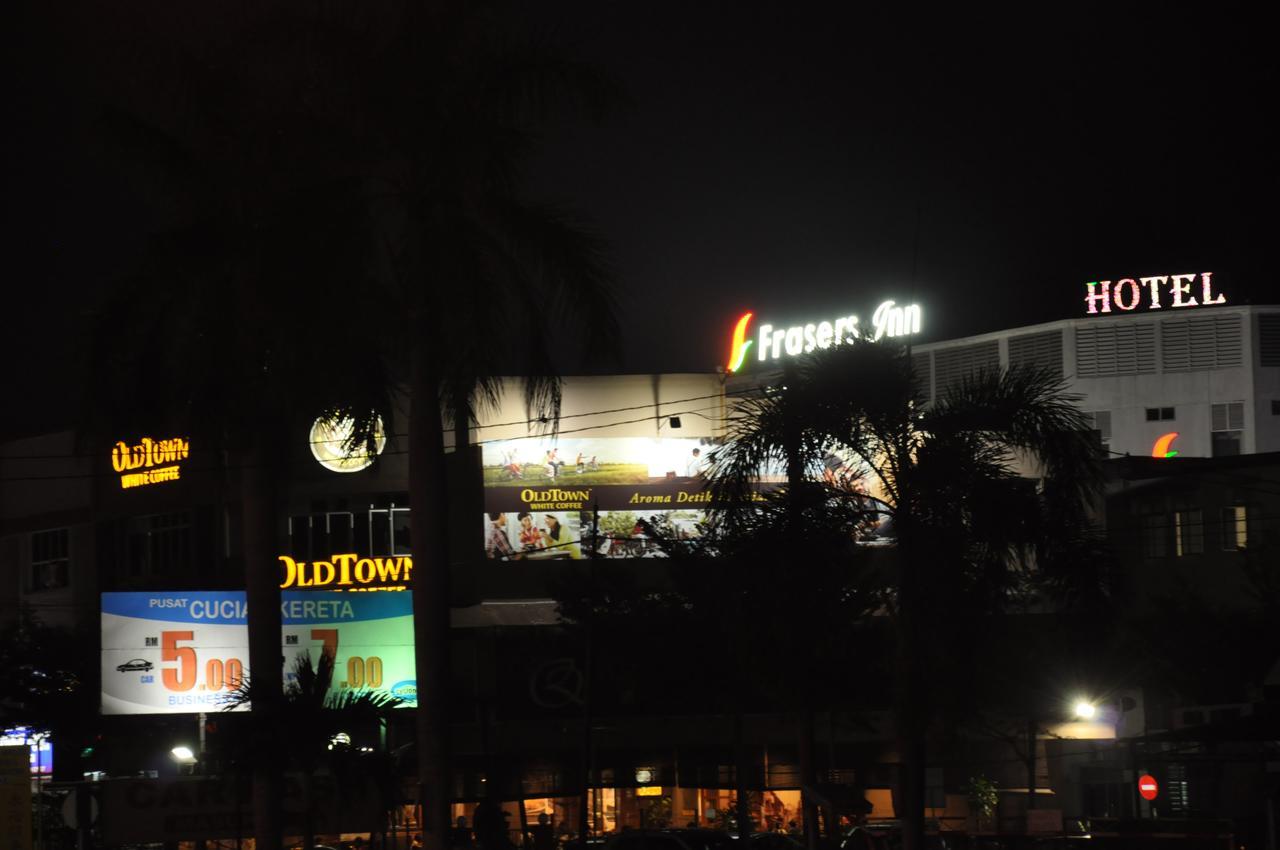 Frazel Inn Hotel Parit Buntar Exterior photo