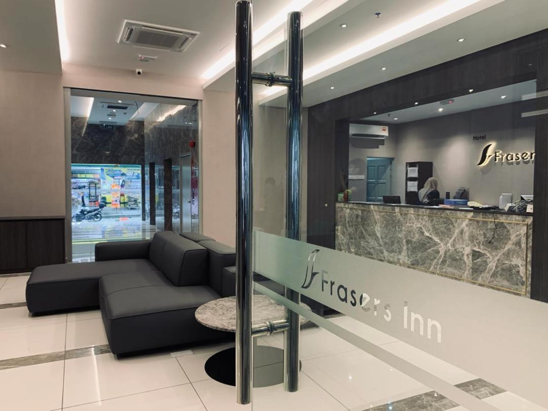 Frazel Inn Hotel Parit Buntar Exterior photo